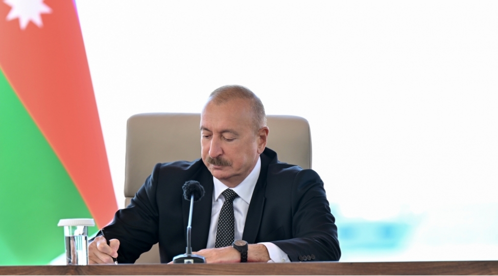 prezident-gomruk-mecellesinde-deyishikliyi-tesdiqleyib