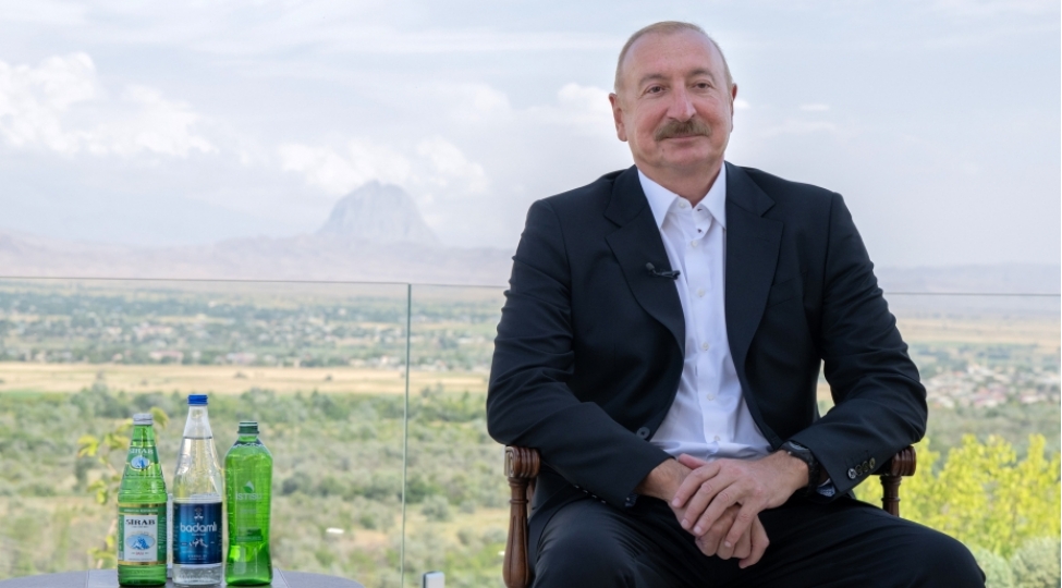 prezident-ilham-eliyev-naxchivan-evezolunmaz-neqliyyat-merkezlerinin-birine-chevrilecek