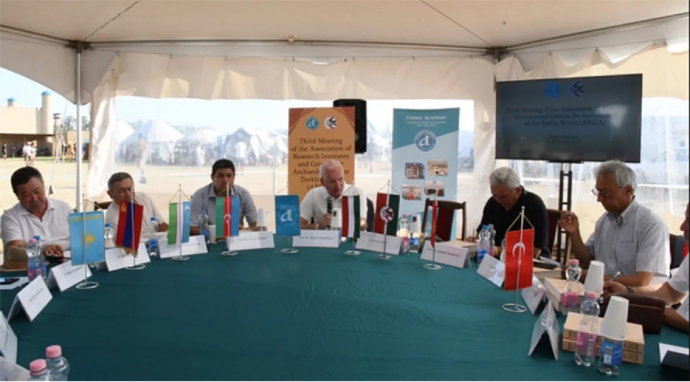 turk-olkeleri-arxeoloji-irsin-vahid-reqemsal-bazasini-yaradir
