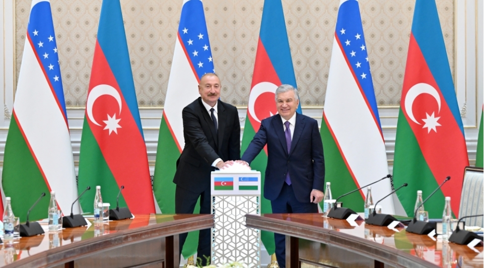 prezidentler-azerbaycanin-ozbekistanda-heyata-kechirdiyi-layihelerin-achilish-ve-temelqoyma-merasiminde-ishtirak-edibler