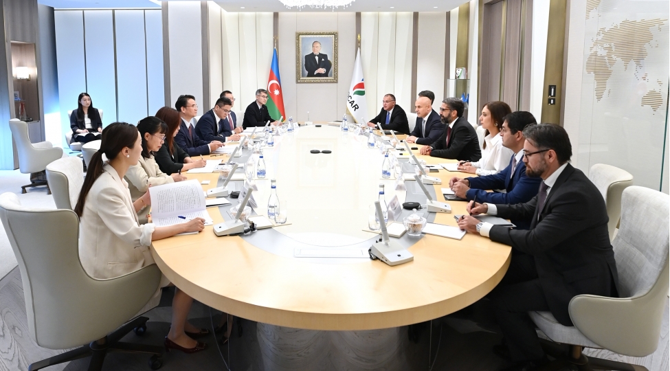 socar-in-prezidenti-chin-ixrac-idxal-bankinin-vitse-prezidenti-ile-gorushub-foto
