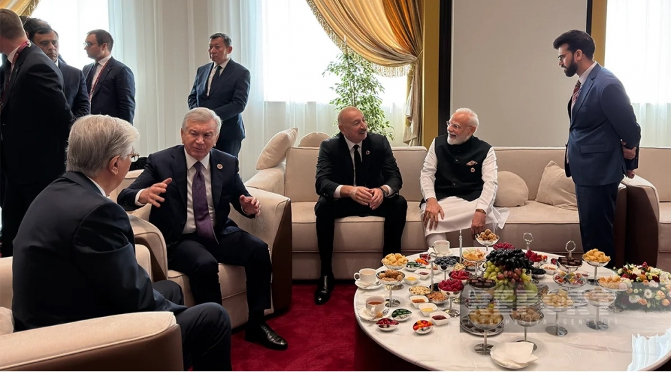 prezident-ilham-eliyev-bishkekde-narenda-modi-ile-gorushub