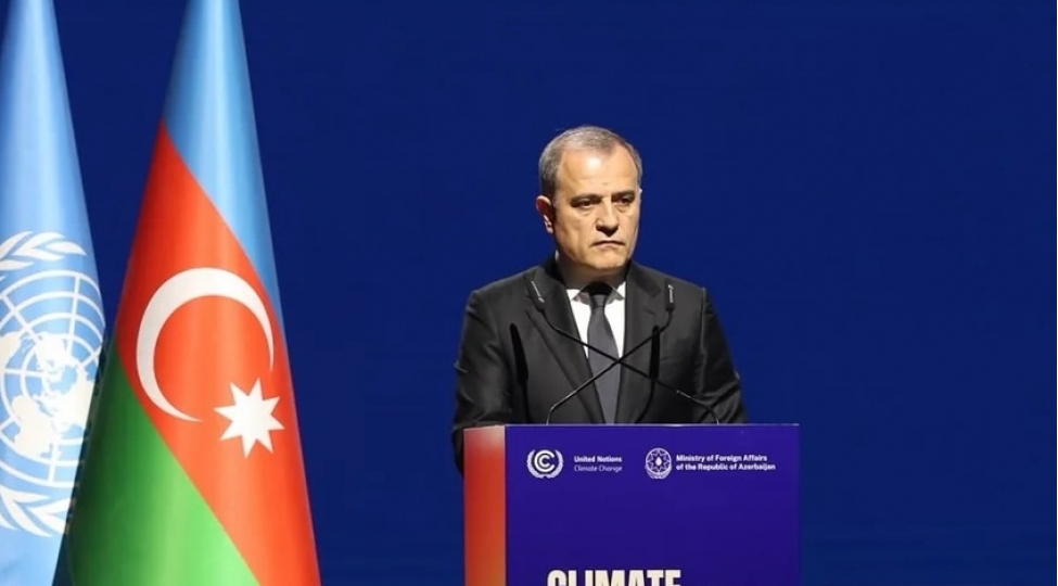 ceyhun-bayramov-azerbaycan-iri-hecmli-gunesh-ve-kulek-enerjisi-layiheleri-ile-berpa-olunan-enerji-gucunu-artirir