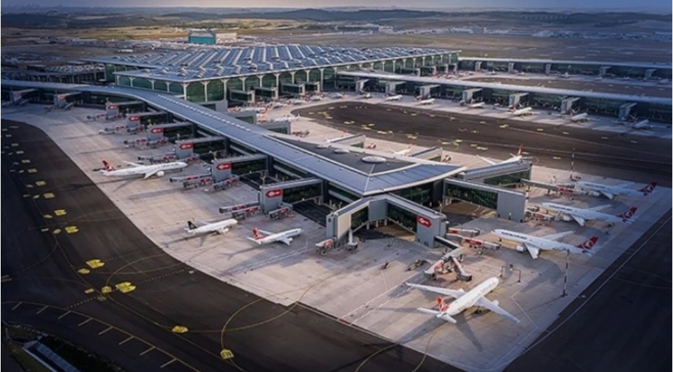 istanbul-aeroportunda-uchush-enme-zolaqlarinin-umumi-sayini-6-ya-chatdirilacaq