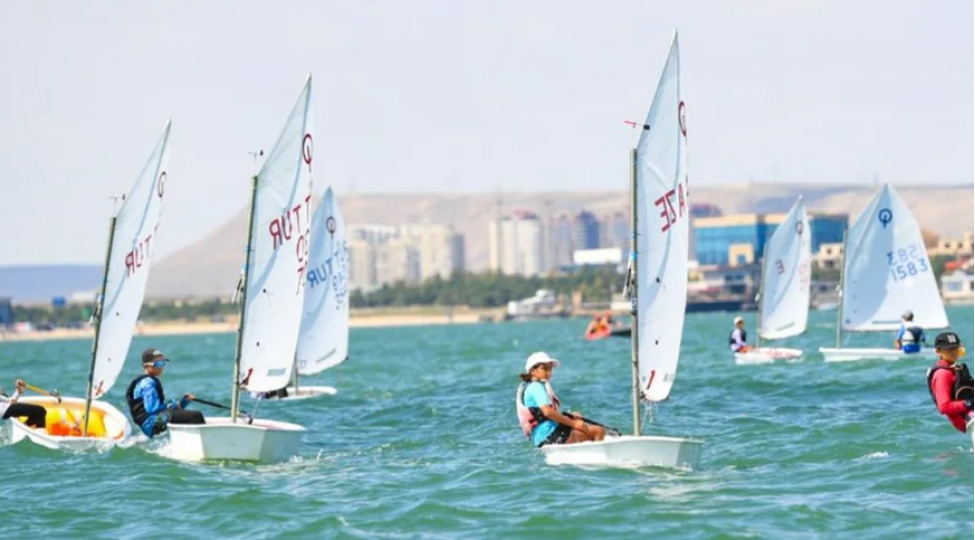 yelken-uzre-achiq-azerbaycan-chempionati-start-goturub