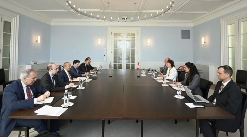 azerbaycan-isvechre-ile-iqtisadi-terefdashligin-inkishafini-muzakire-edib