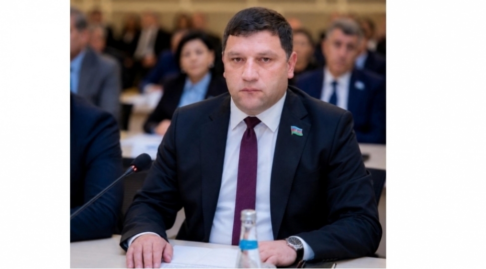 dovlet-suverenliyi-gunu-azerbaycanin-yeni-ve-qururlu-tarixinin-bashlangici