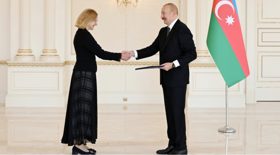 prezident-ilham-eliyev-estoniyanin-azerbaycanda-yeni-teyin-olunmush-sefirini-qebul-edib