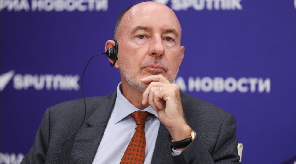 dollar-sanksiya-aletine-chevrilib-pyer-de-qoll