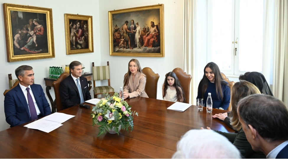 leyla-eliyeva-vatikan-sheher-dovletinin-qubernatorlugunun-prezidenti-ile-gorushub