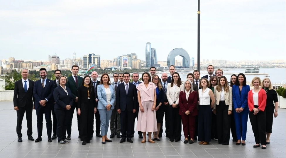 hikmet-haciyev-ai-azerbaycan-terefdashligi-strateji-ehemiyyet-dashiyir