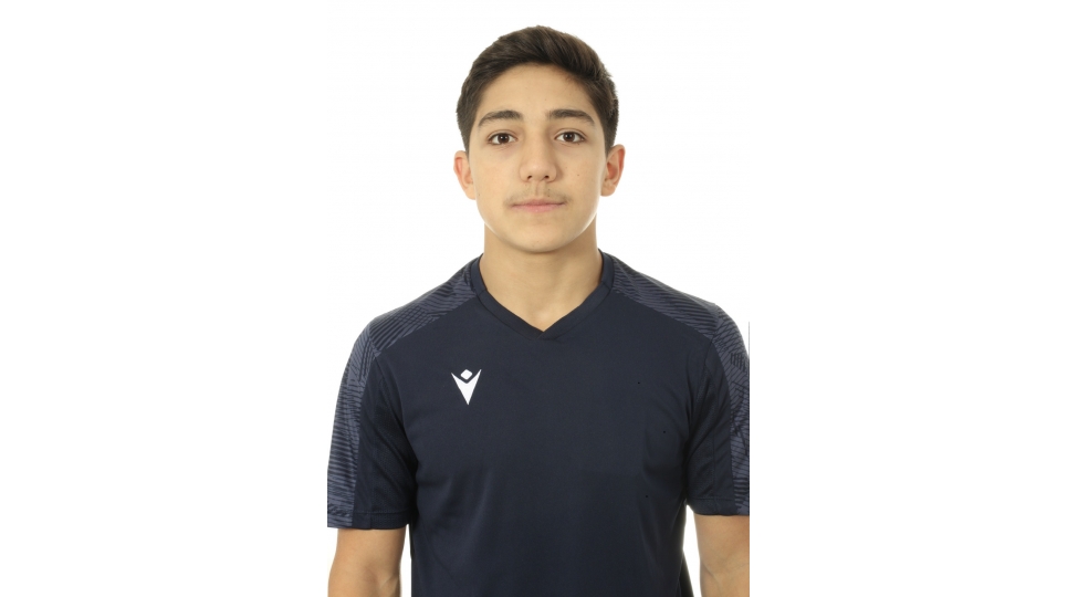 gimnastikada-ugurun-esasinda-sebir-davamliliq-ve-ozuneinam-dayanir