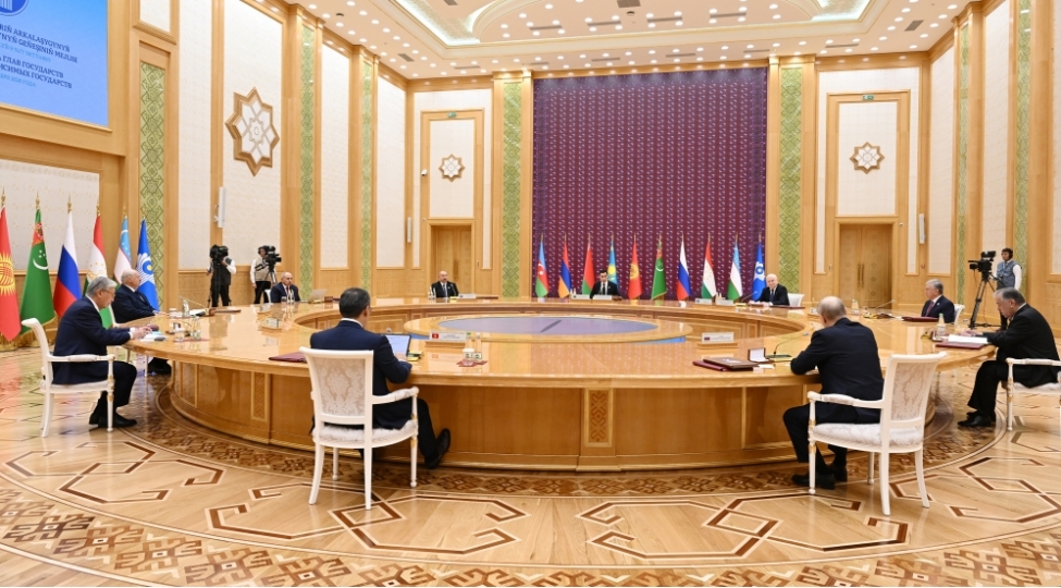 prezident-ilham-eliyev-mdb-dovlet-bashchilari-shurasinin-mehdud-terkibde-iclasinda-ishtirak-edir