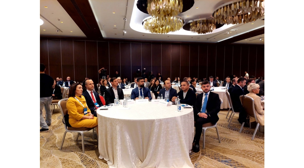 asa-baki-fintex-sektoru-ticaret-heyeti-proqrami-ile-bagli-tedbirinde-ishtirak-edib