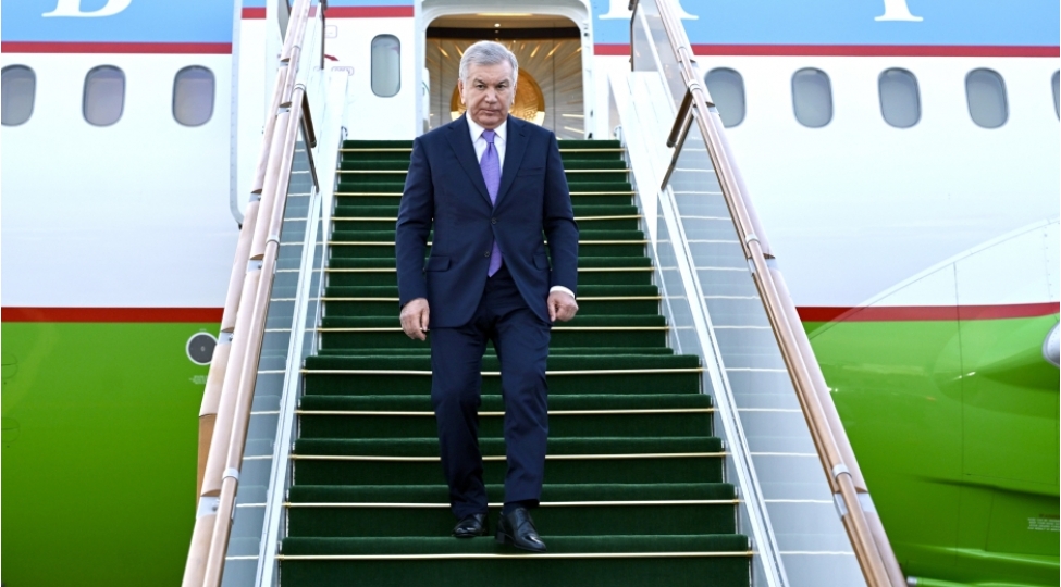 ozbekistan-prezidenti-azerbaycanda-seferdedir