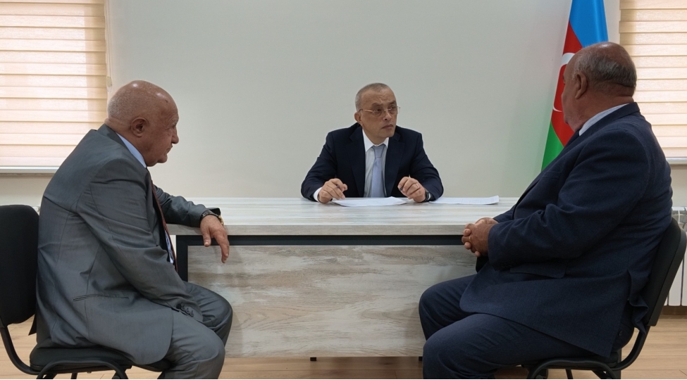 azerbaycan-dovlet-su-ehtiyatlari-agentliyinin-sedri-cebrayil-sheherinde-vetendashlarla-gorushub