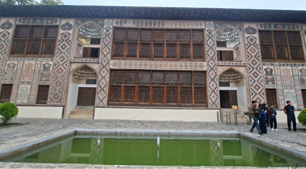 shekinin-daxili-turizm-imkanlari-numayish-etdirilib