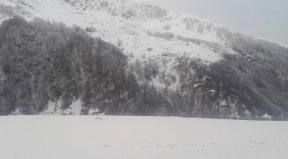 shahdagda-qar-gedebeyde-dolu-yagib