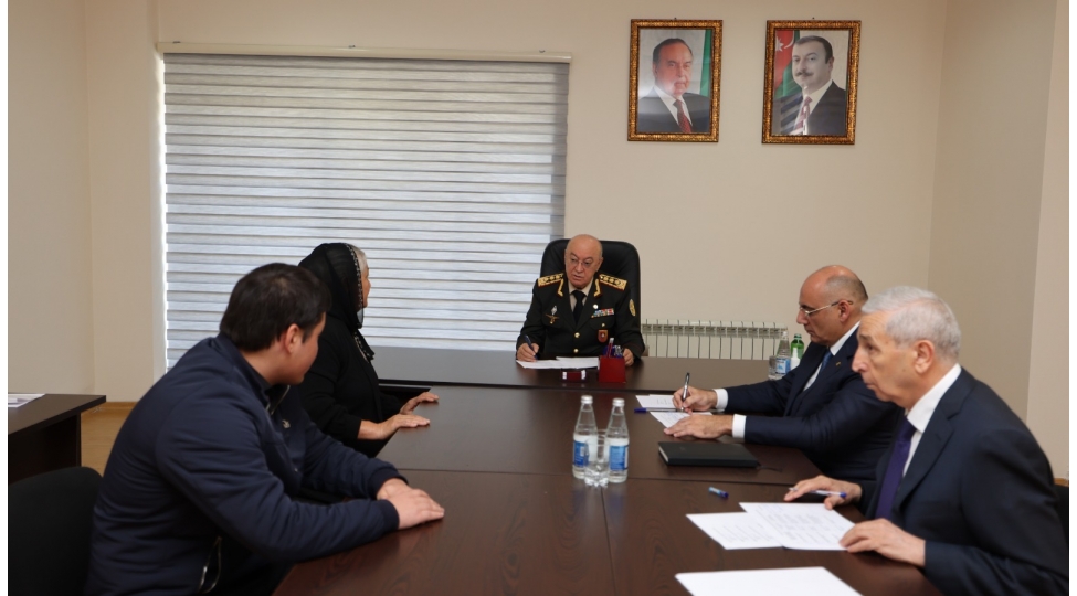 fovqelade-hallar-naziri-kemaleddin-heyderov-qax-sheherinde-vetendashlari-qebul-edib