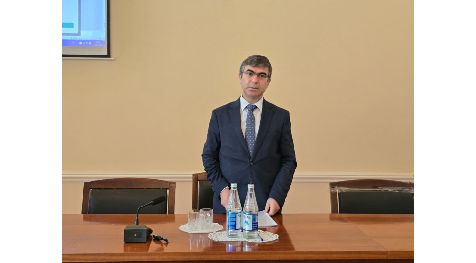 kimya-institutunun-doktorantlarinin-elmmetrik-gostericileri-muzakire-olunub