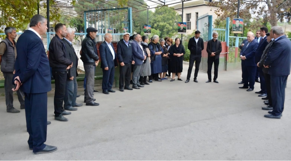 milli-meclisin-deputati-xanlar-fetiyev-vetendashlari-qebul-edib