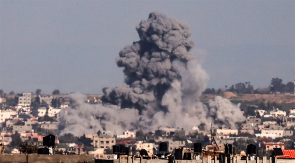 israil-ordusu-qezza-zolaginda-hemas-in-silah-anbarini-mehv-edib