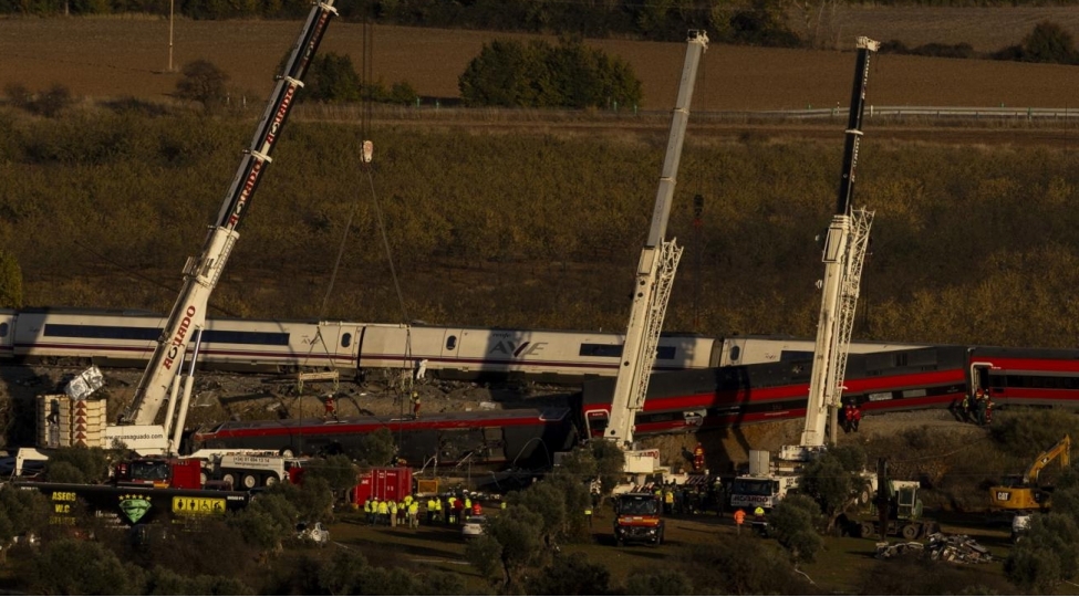 el-pais-ispaniyadaki-demir-yolu-qezasi-sechki-kampaniyasinin-gedishine-tesir-gostere-biler