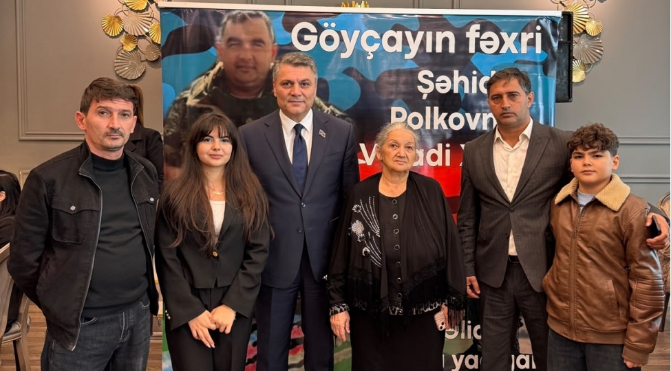 mezahir-efendiyev-goychayda-shehid-ailesi-ile-gorushdu-vetendashlarin-muracietlerini-dinledi